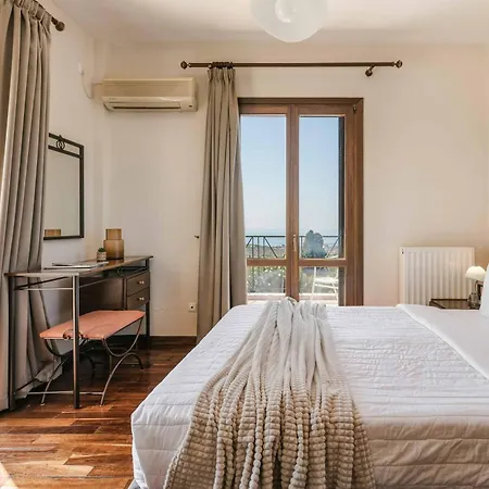 Theodoros 斯沃伦塔